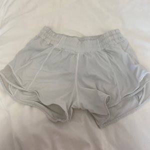 white lululemon size 4 4 inch shorts